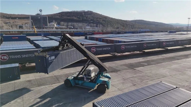 【开放发展跃升计划·贸易领先赋能行动】今年绥芬河至莫斯科直达班列完成第二次开行