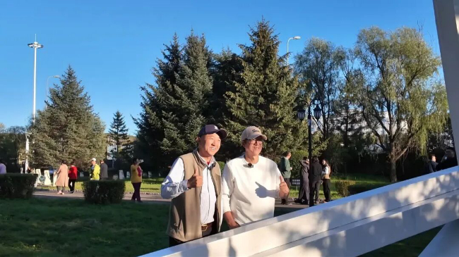 俞敏洪携东方甄选走进绥芬河，直播镜头展现边境口岸独特魅力