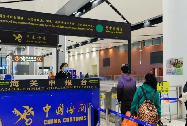 国庆我在岗：绥芬河海关护航向北开放